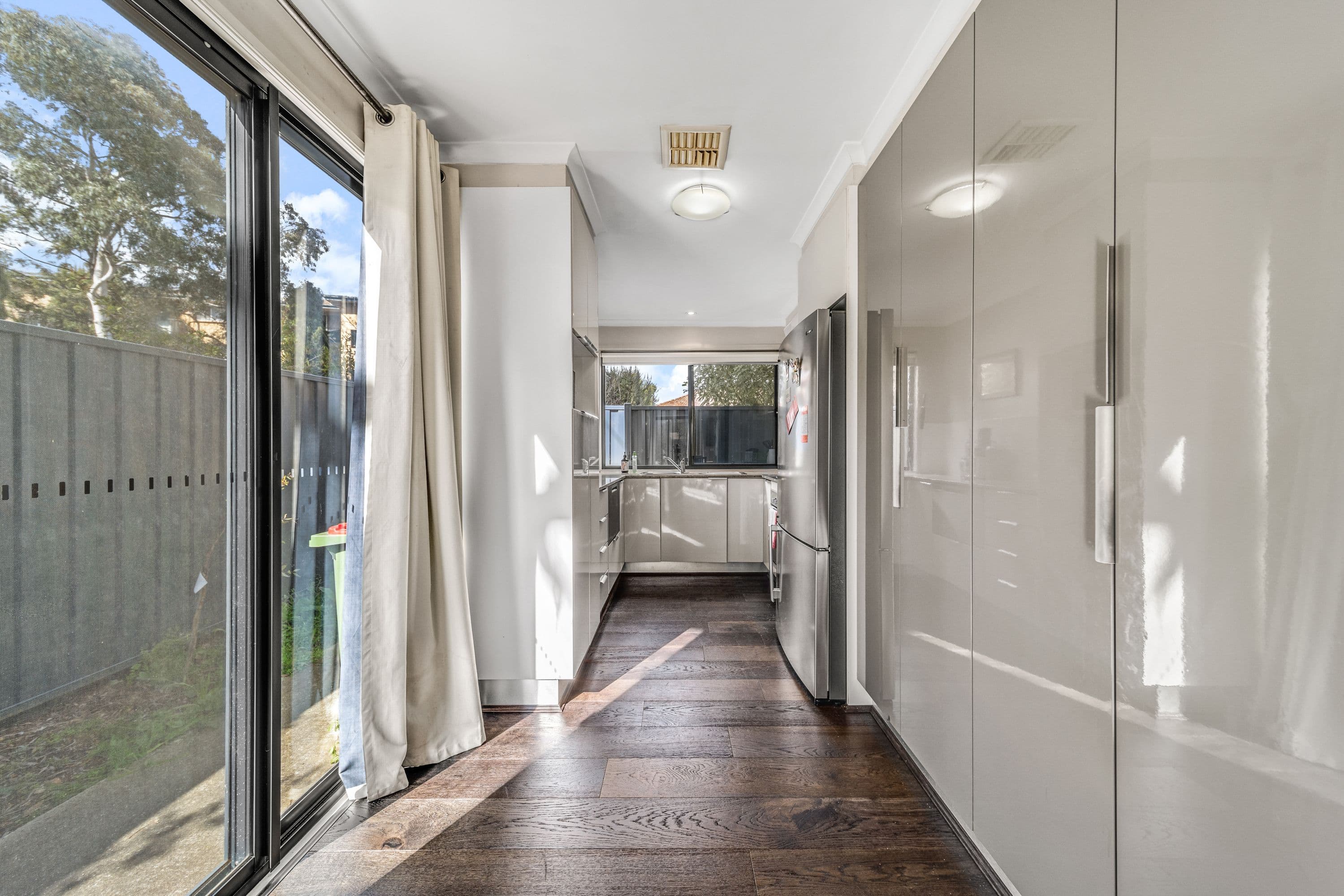 10 McKeahnie Street, Queanbeyan NSW 2620, Queanbeyan - Thumbnail 8