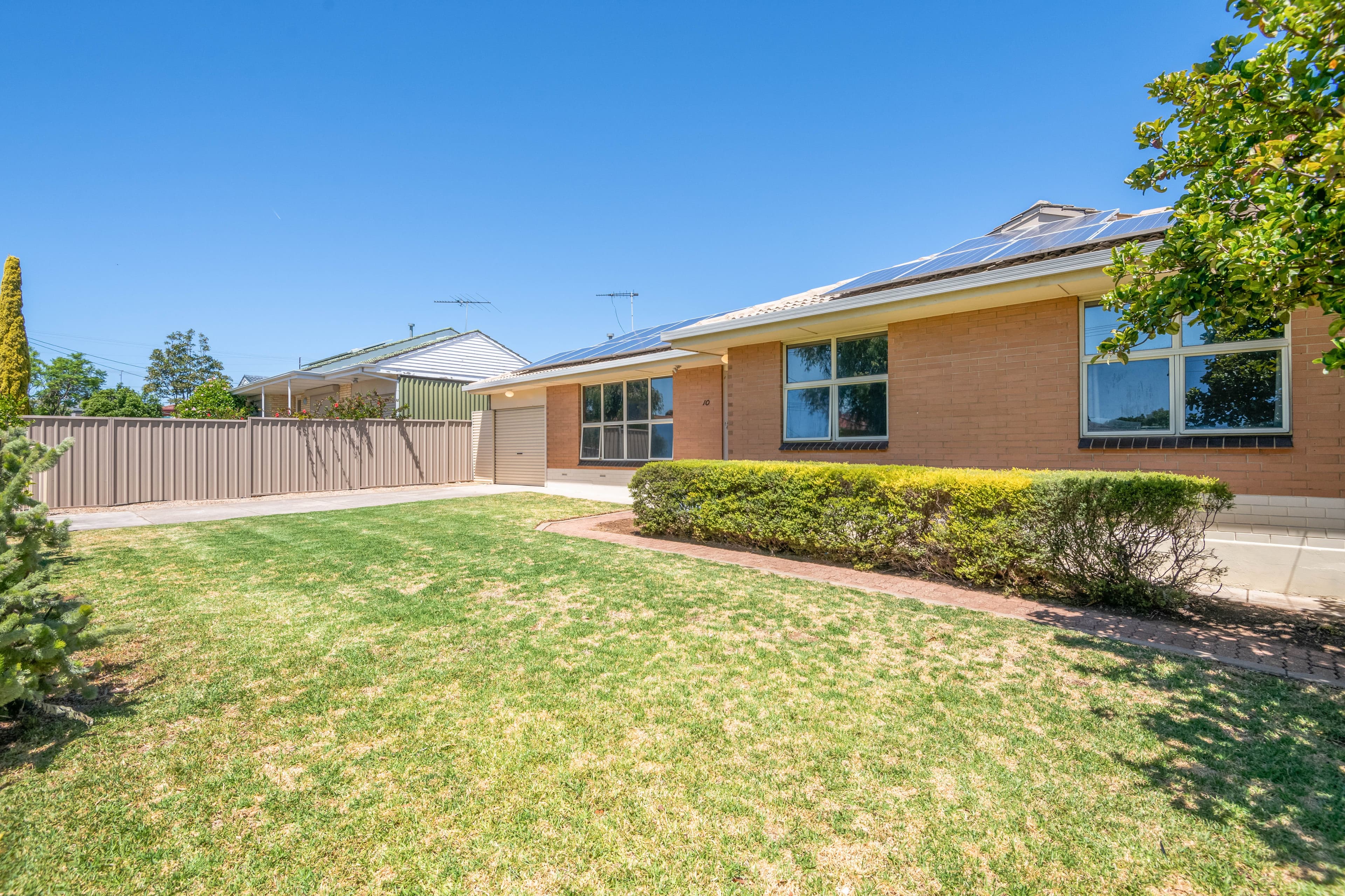10 Hinton Street, Port Noarlunga SA 5167, Port Noarlunga - Thumbnail 2