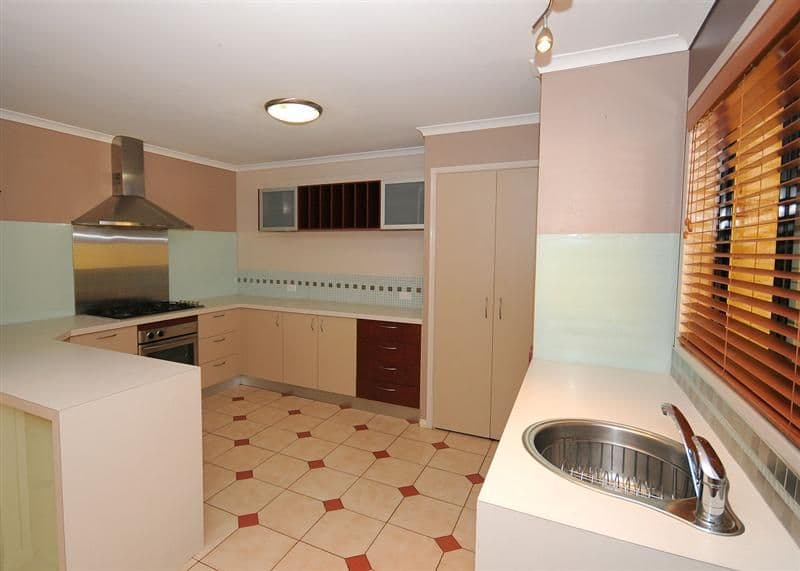 44 Thornbill Drive, ELI WATERS QLD 4655, Eli Waters - Thumbnail 3