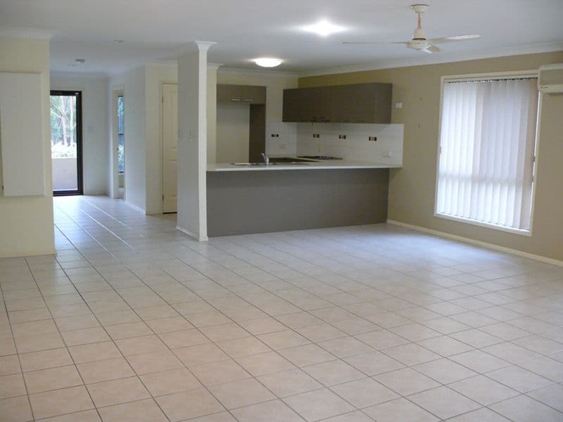 13 Napier Court, Pacific Pines QLD 4211, Pacific Pines - Thumbnail 2