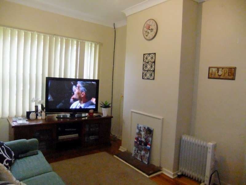 4 Worthington Road, Elizabeth East - Thumbnail 2