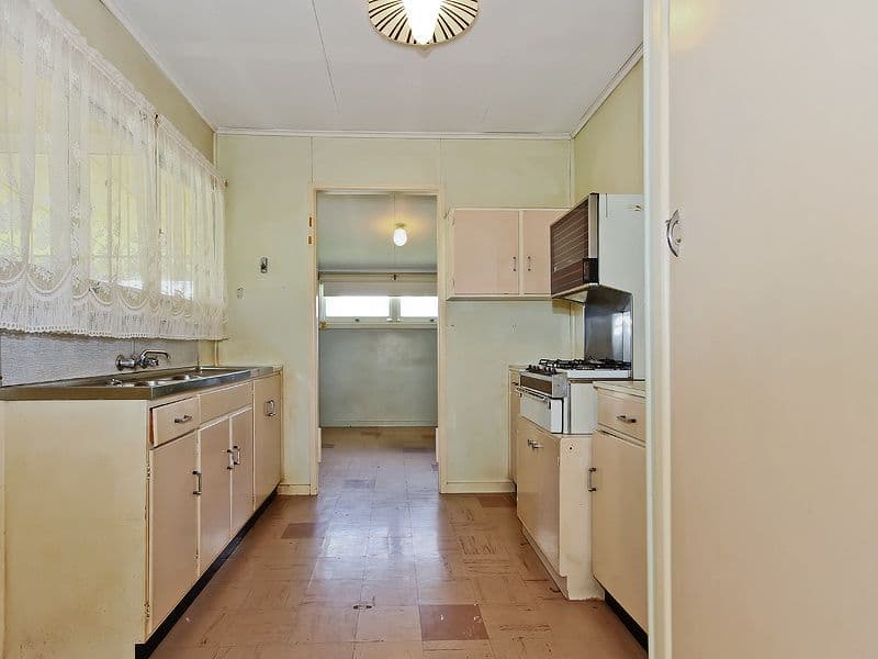 17 Dibbil Street, CHERMSIDE WEST QLD 4032, Chermside West - Thumbnail 5