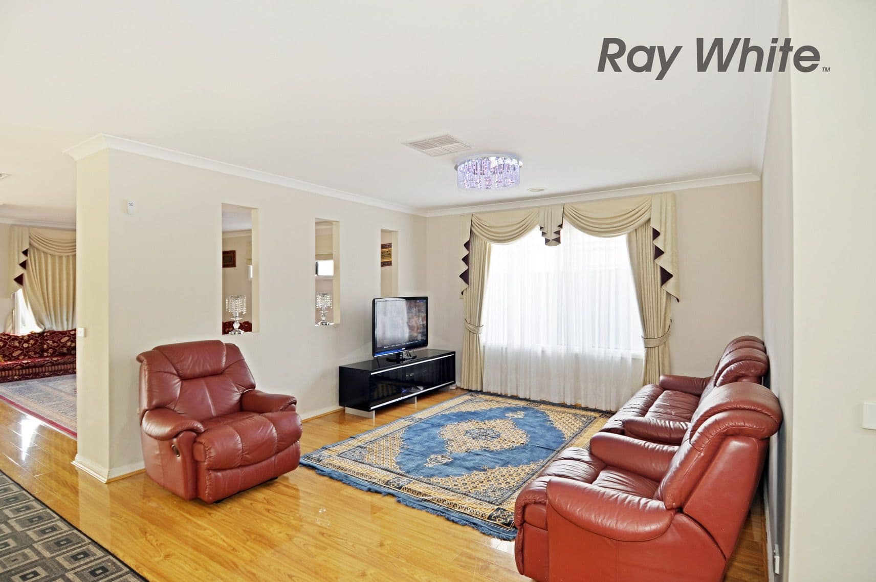 32 Loretta Boulevard, TARNEIT VIC 3029, Tarneit - Thumbnail 5