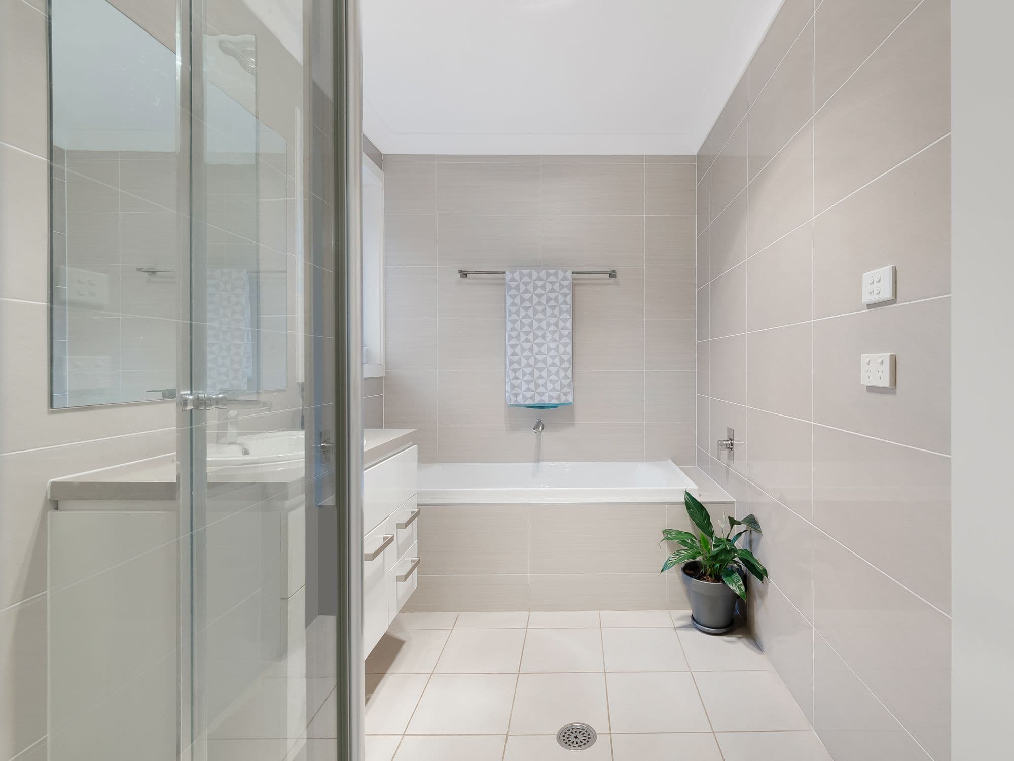32 Asimus Circuit, Elderslie NSW 2570, Elderslie - Thumbnail 6