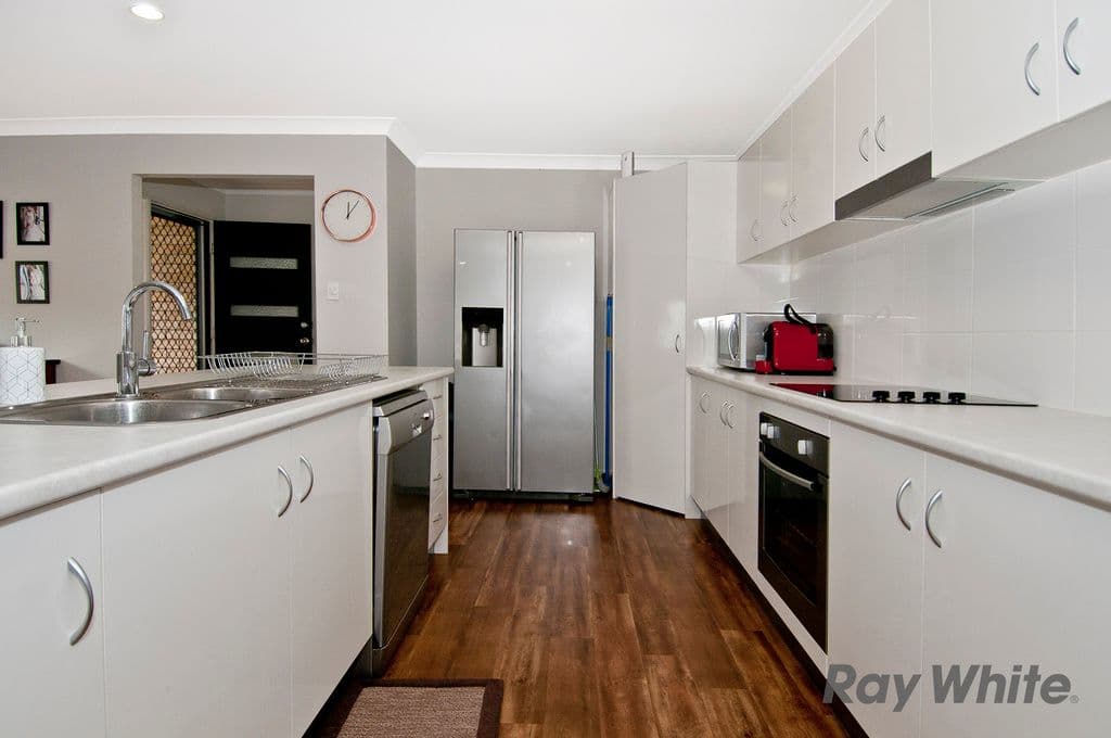 1 Pine Grove Drive, Crestmead QLD 4132, Crestmead - Thumbnail 2