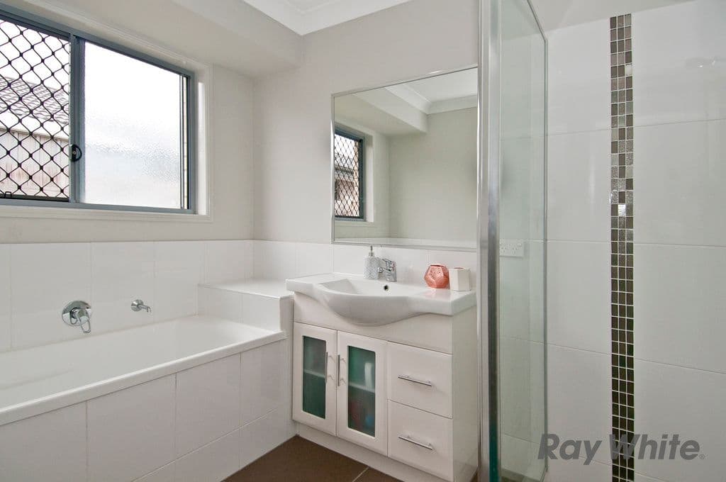 1 Pine Grove Drive, Crestmead QLD 4132, Crestmead - Thumbnail 6