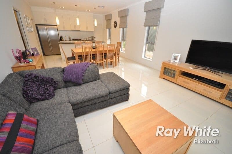 15 Swinden Crescent, BLAKEVIEW SA 5114, Blakeview - Thumbnail 2