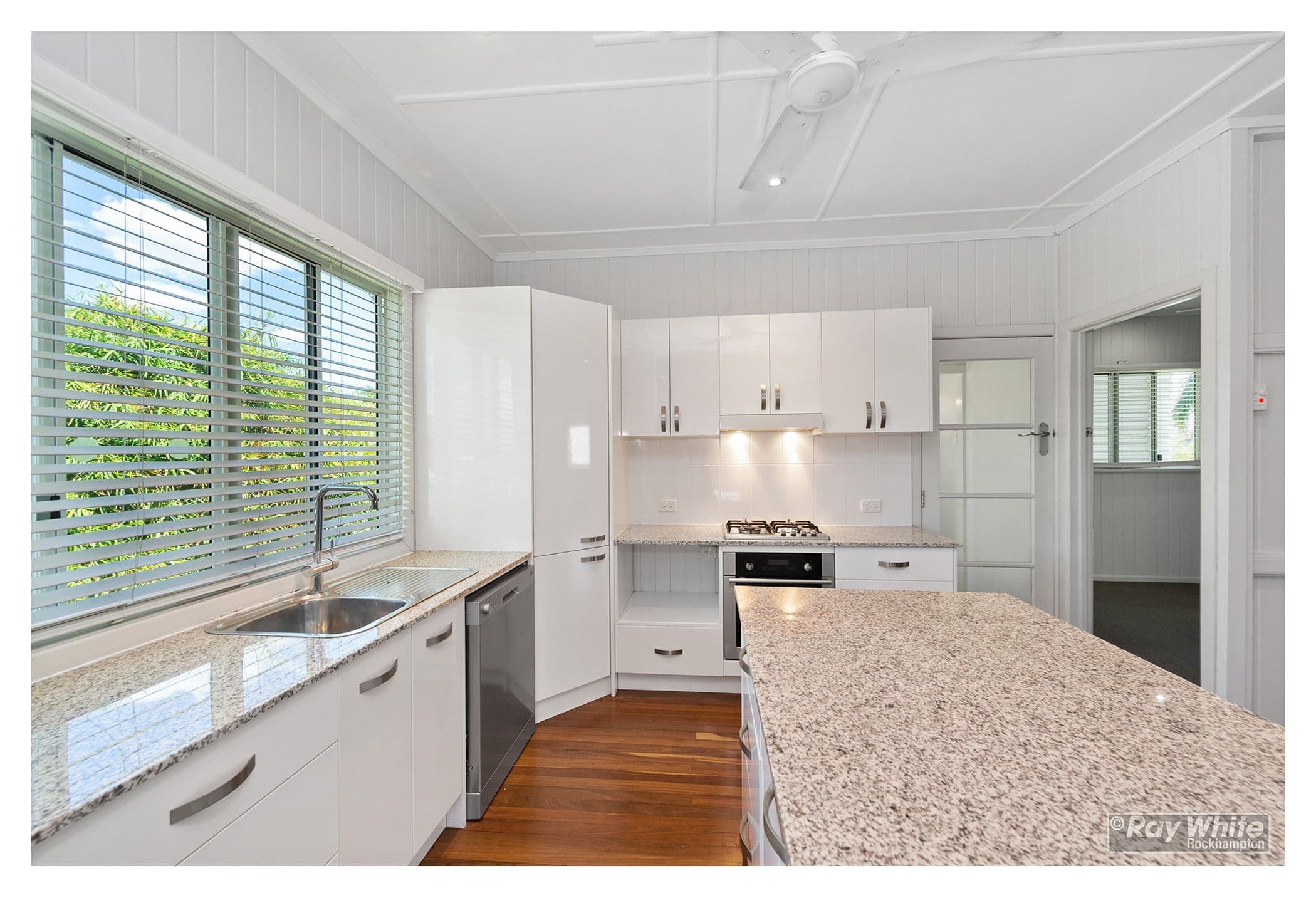 9 Barambah Street, Wandal QLD 4700, Wandal - Thumbnail 2