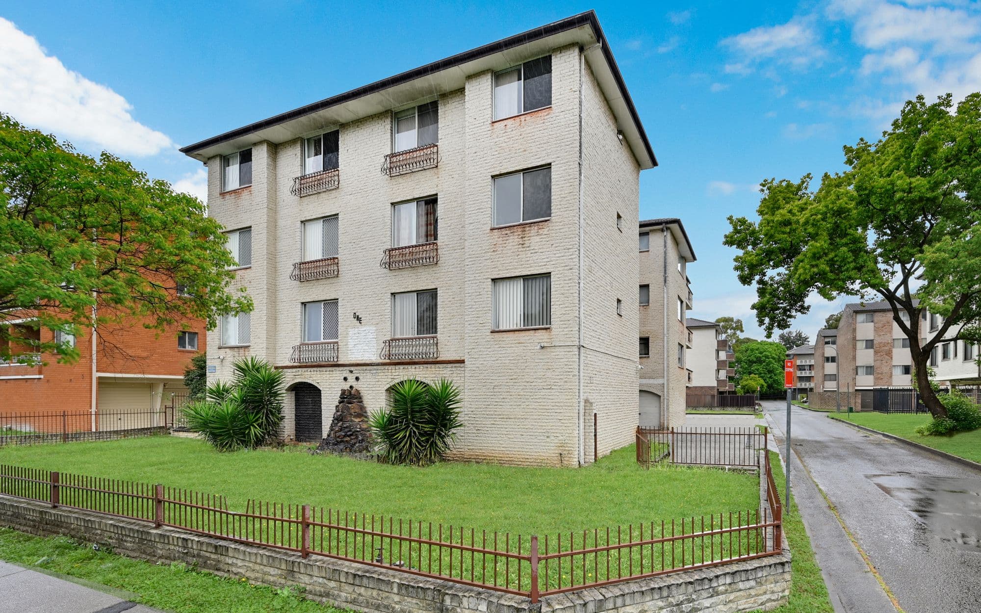 1 Hart Street, Warwick Farm NSW 2170, Warwick Farm - Thumbnail 2