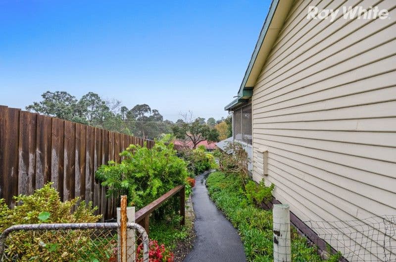 13 Patrick Avenue, Croydon North VIC 3136, Croydon North - Thumbnail 8