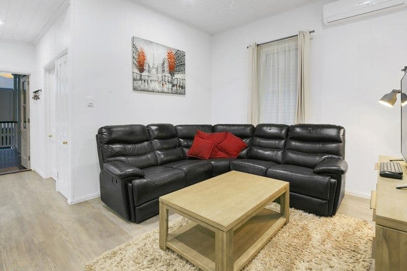 36 Willmington Street, Wooloowin QLD 4030, Wooloowin - Thumbnail 6