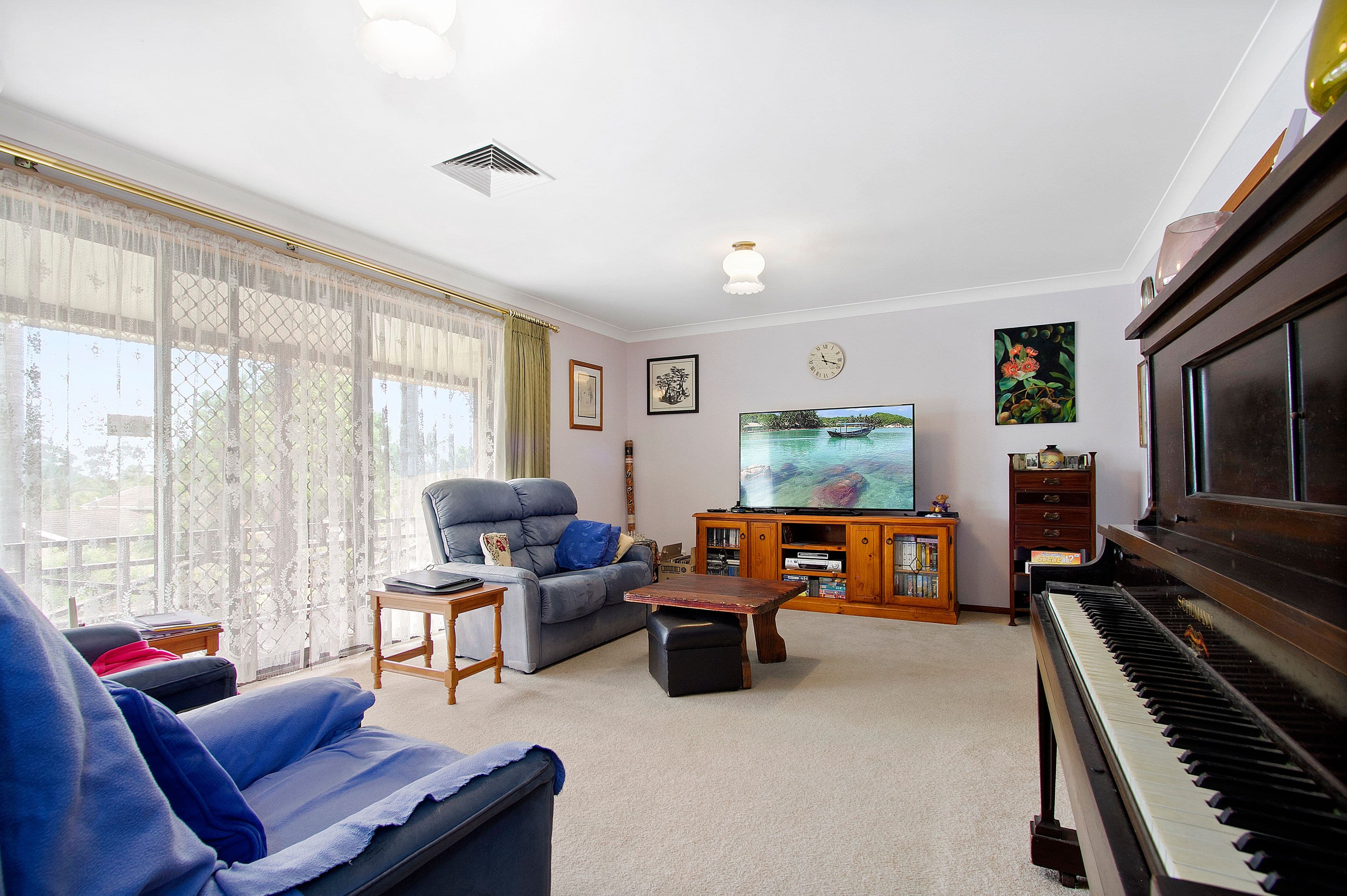 42 Calga Crescent, Catalina - Thumbnail 2