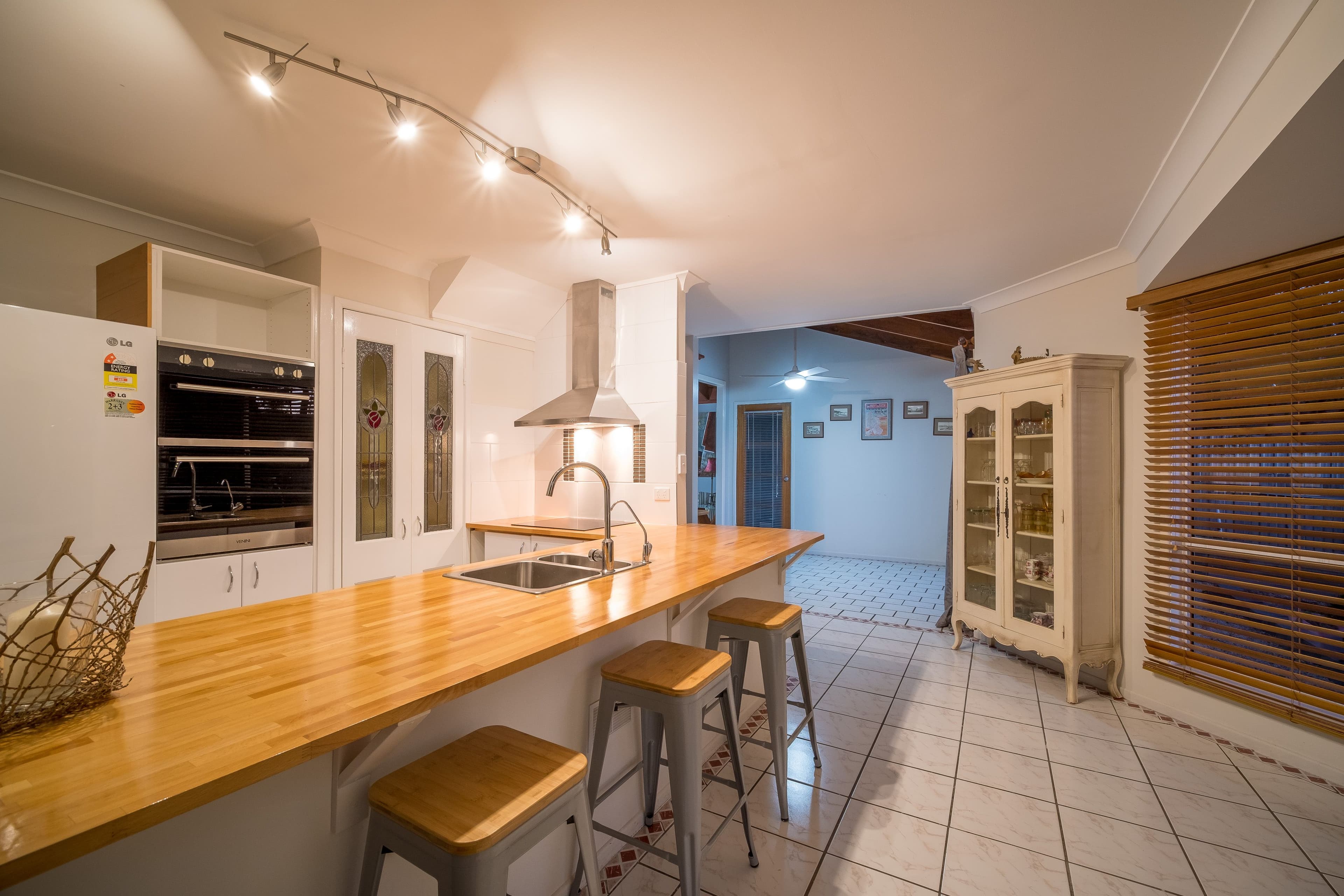 368 Wynnum North Road, Wynnum QLD 4178, Wynnum - Thumbnail 4
