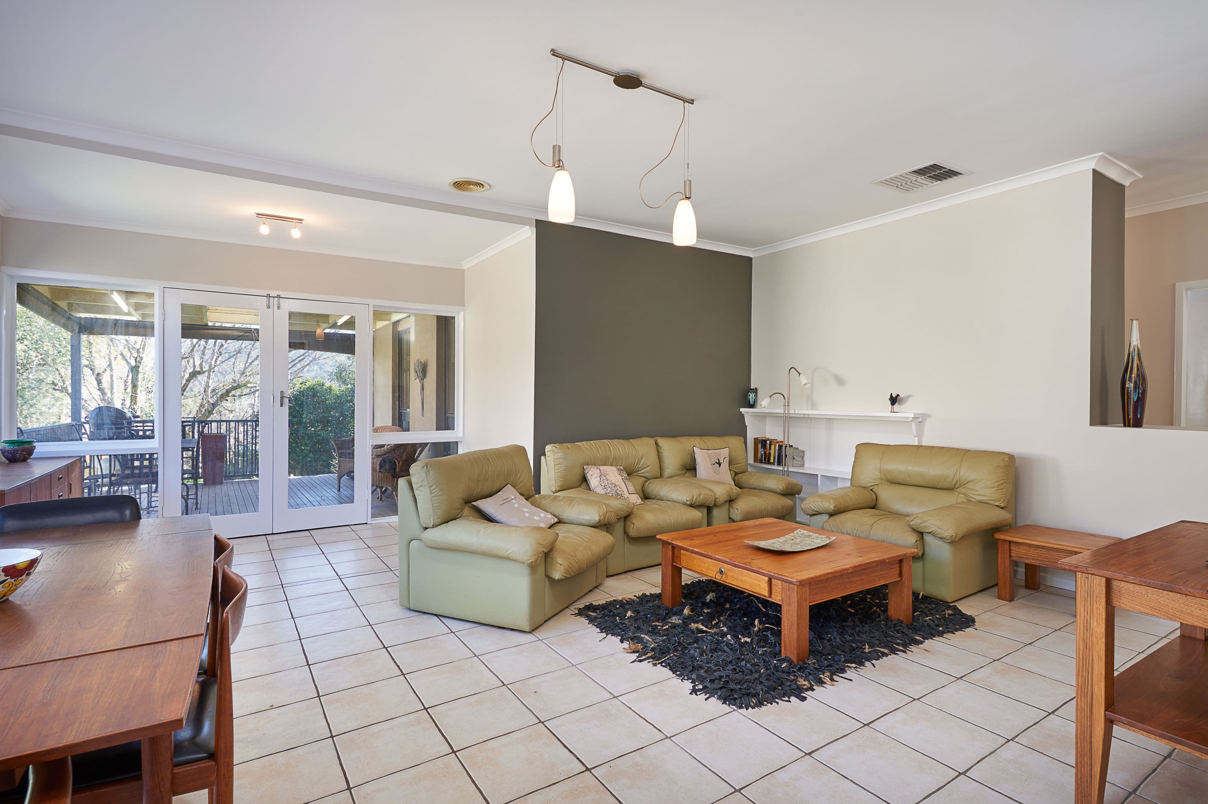 9 Churchill Avenue, Kooringal - Thumbnail 3