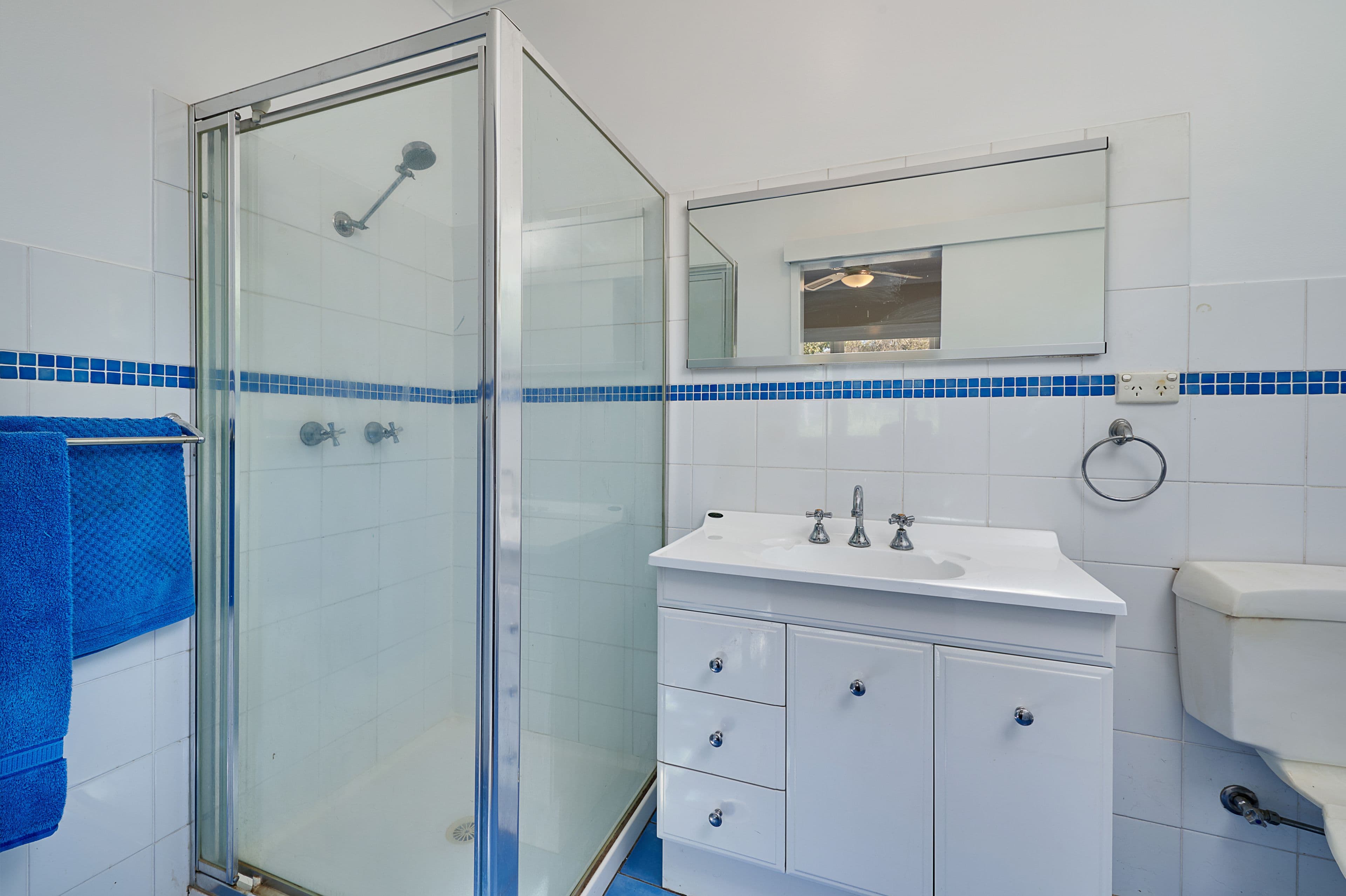 9 Churchill Avenue, Kooringal - Thumbnail 4