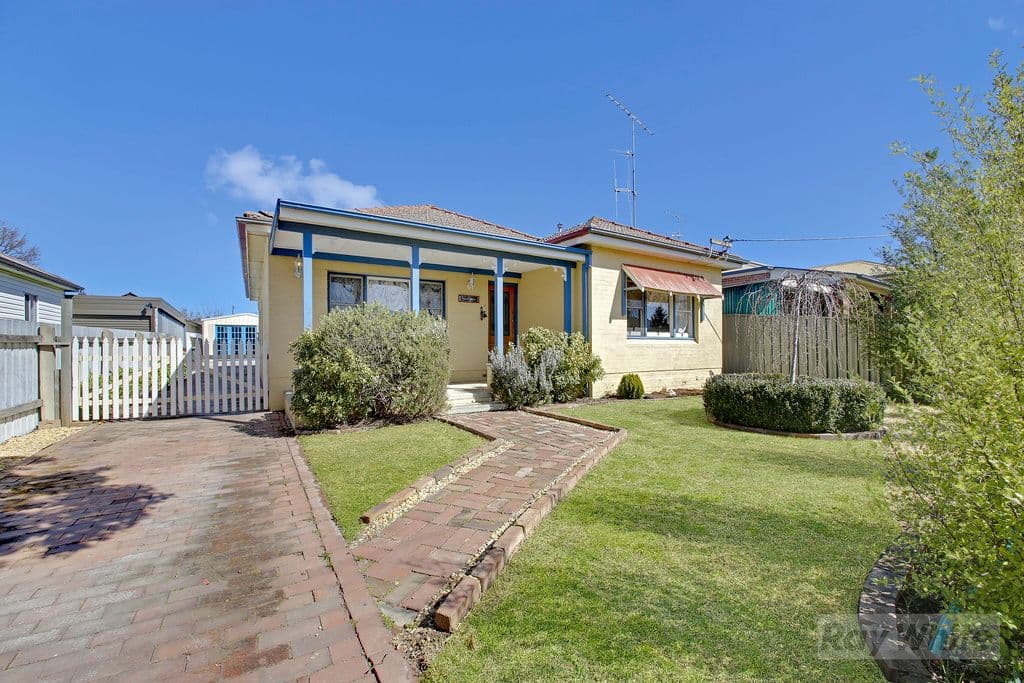 12 Neville Street, Goulburn NSW 2580, Goulburn - Image 1