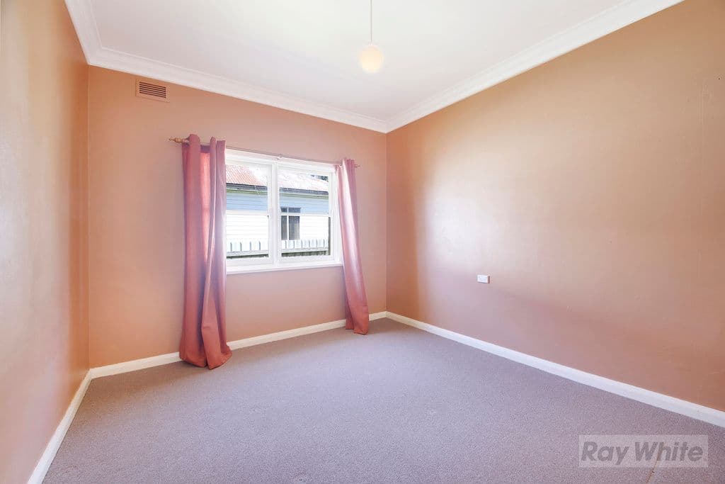 12 Neville Street, Goulburn NSW 2580, Goulburn - Thumbnail 4