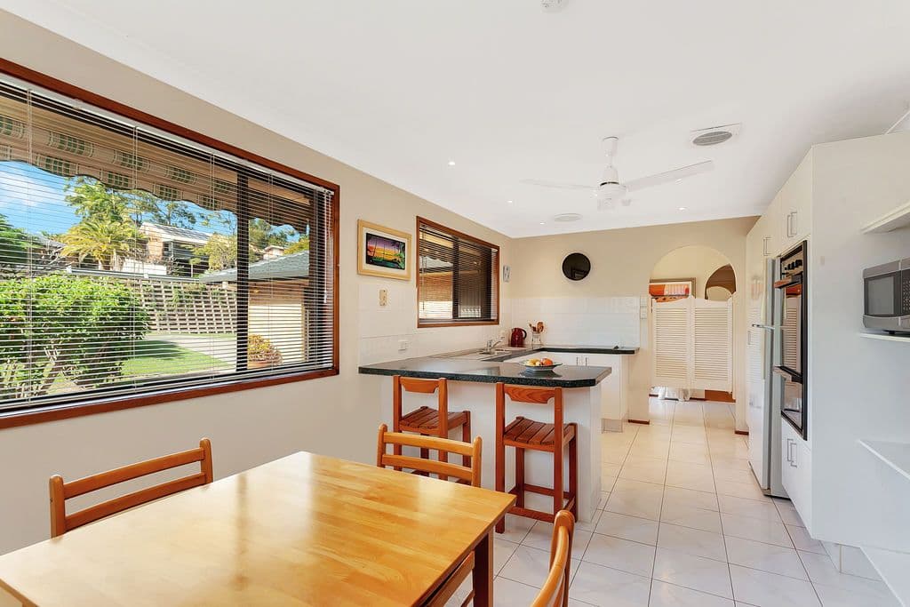 14 Darnel Street, Elanora QLD 4221, Elanora - Thumbnail 4