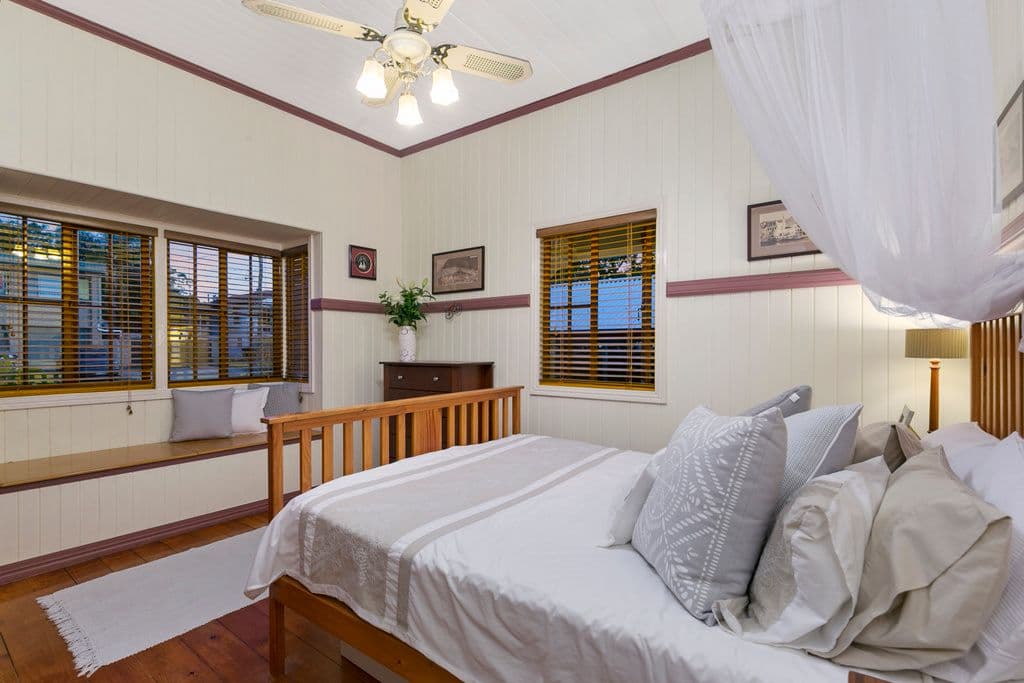 70 Halstead Street, Coorparoo QLD 4151, Coorparoo - Thumbnail 5