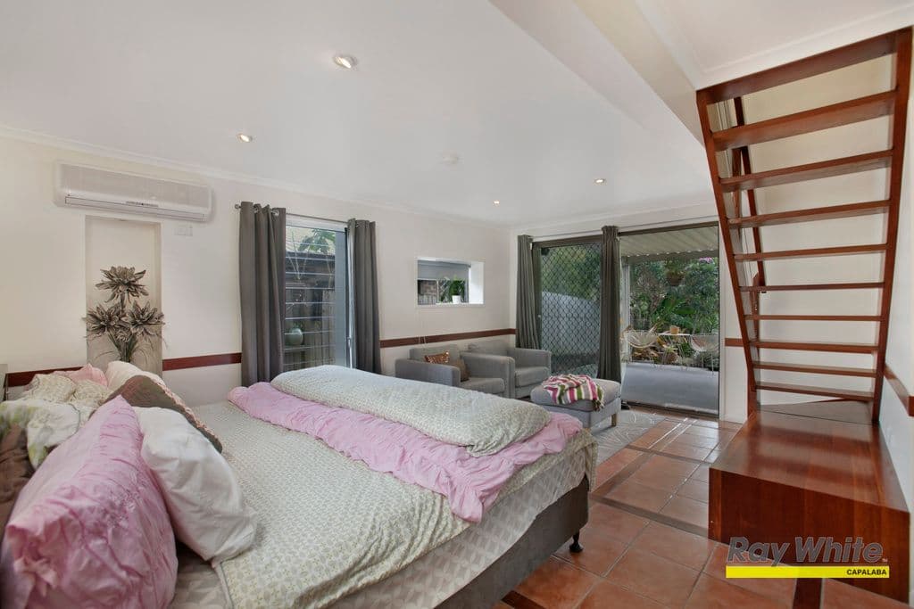 36 Winship Street, ORMISTON QLD 4160, Ormiston - Thumbnail 2