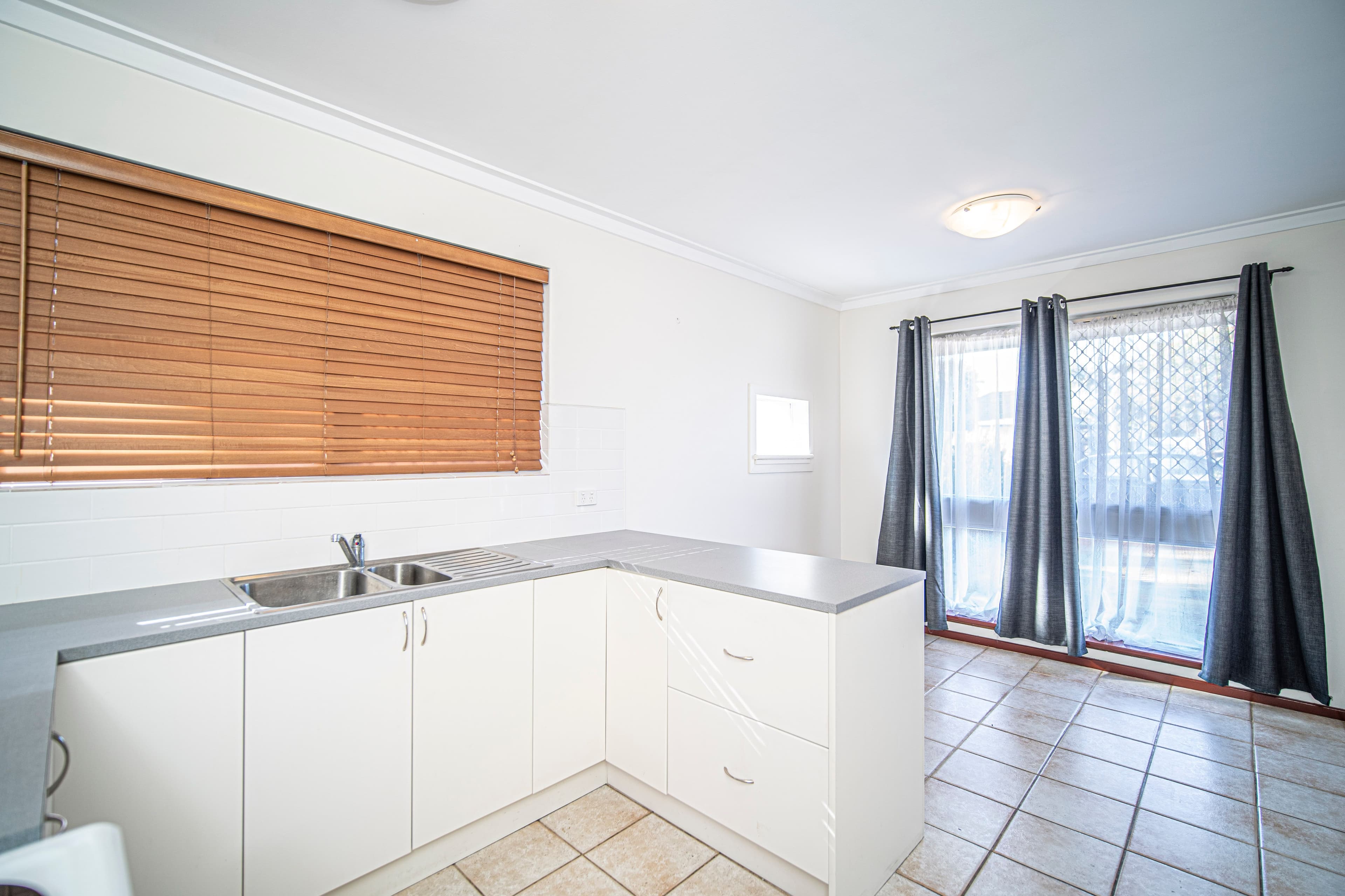 3 Ross Street, Kewdale WA 6105, Kewdale - Thumbnail 4