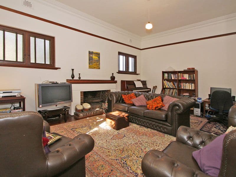 13 Market Street, GUILDFORD WA 6055, Guildford - Thumbnail 4