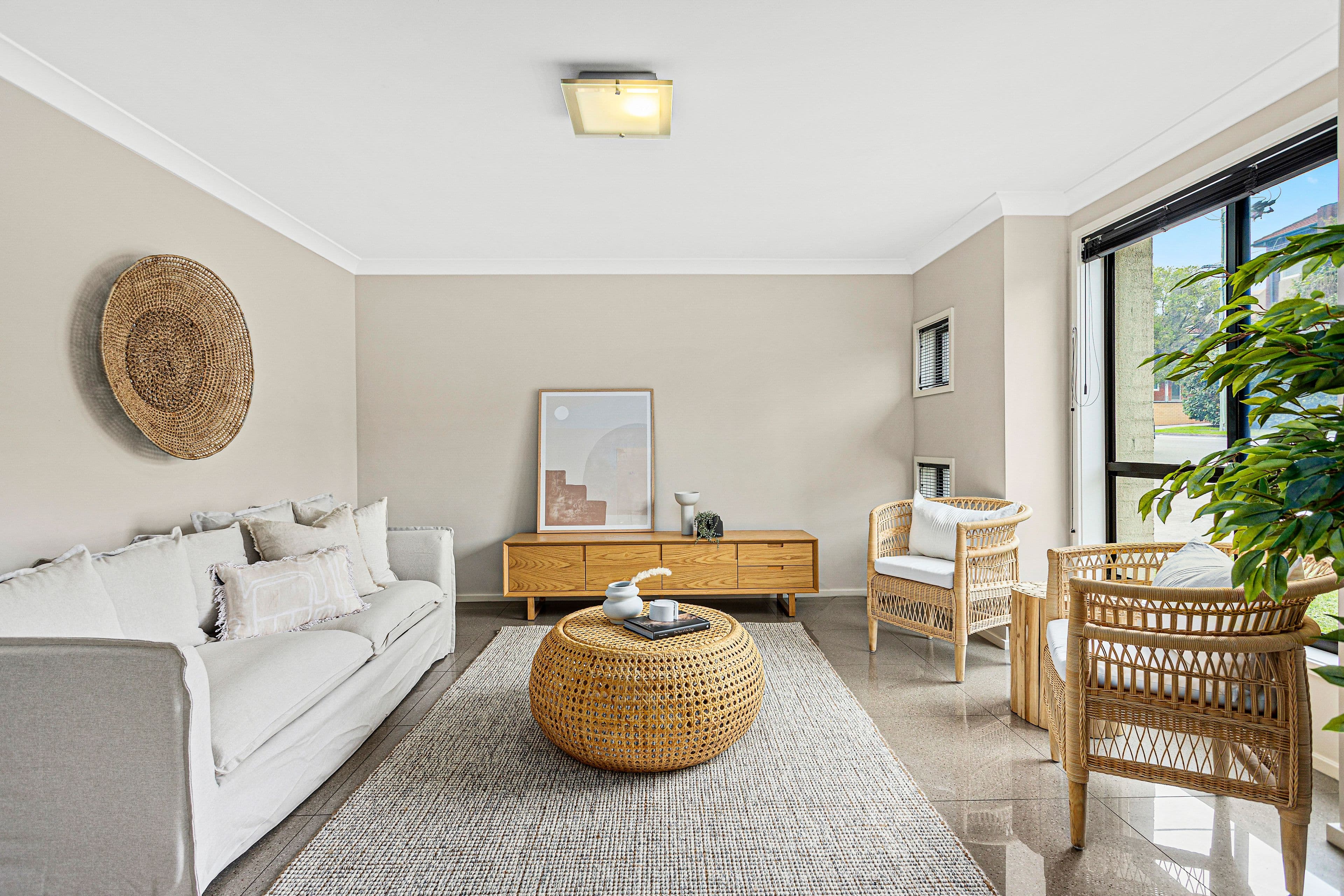 27 Smith Street, Wollongong NSW 2500, Wollongong - Thumbnail 2