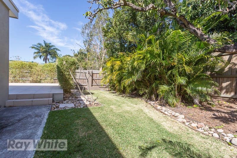 15 Halstead Street, COORPAROO QLD 4151, Coorparoo - Thumbnail 2