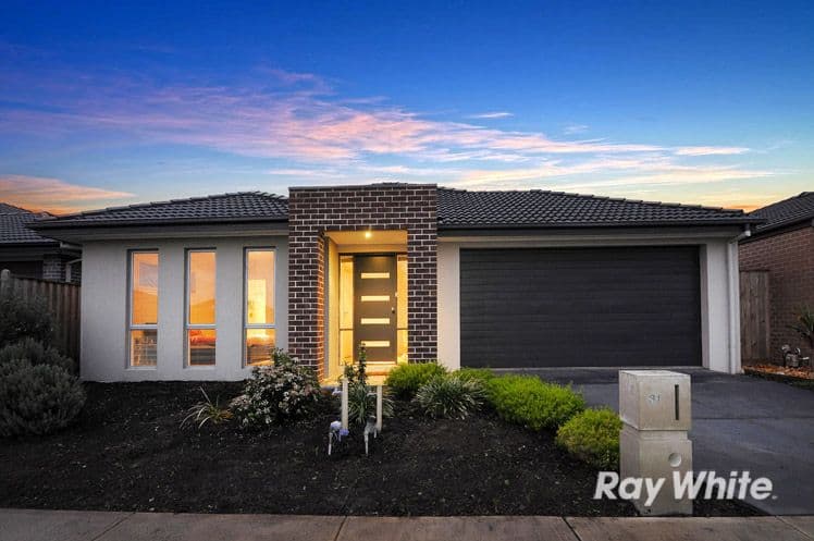 81 Charlbury Crescent, CRANBOURNE NORTH VIC 3977, Cranbourne North - Image 1