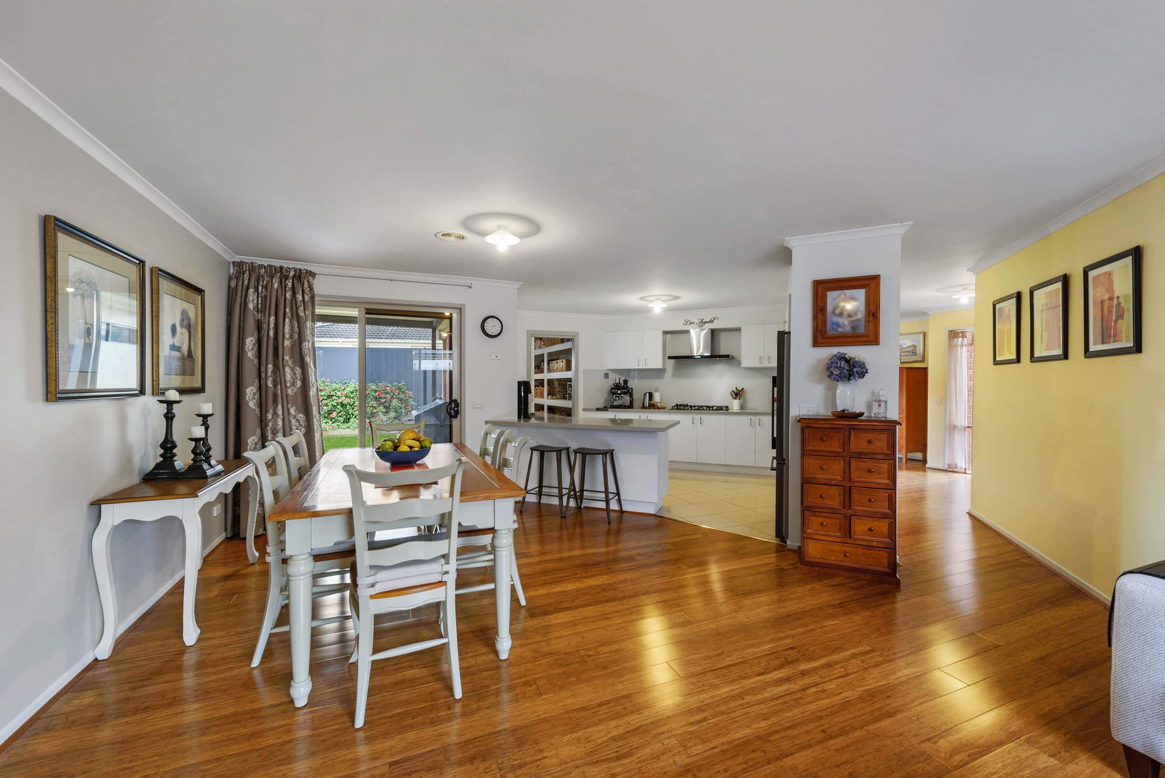 29 Pilgrim Drive, Hillside VIC 3037, Hillside - Thumbnail 8