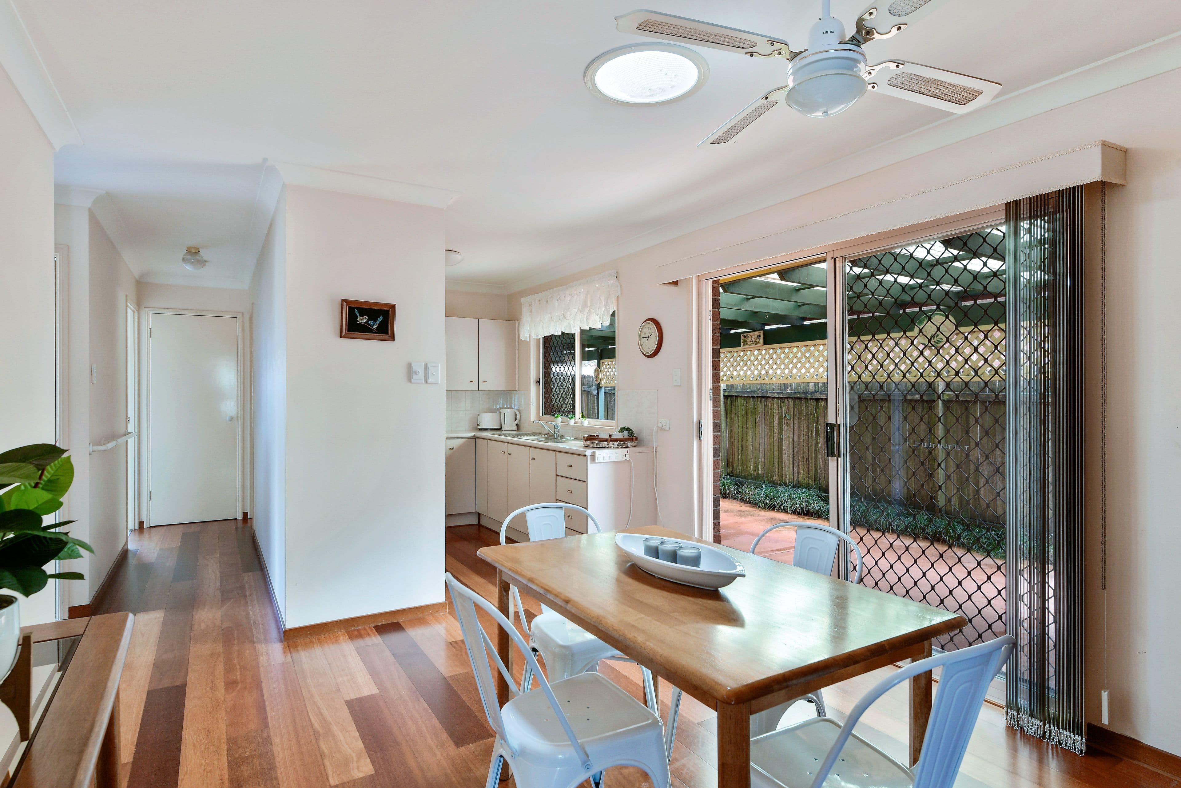 10 Macintyre Street, Bateau Bay - Thumbnail 2