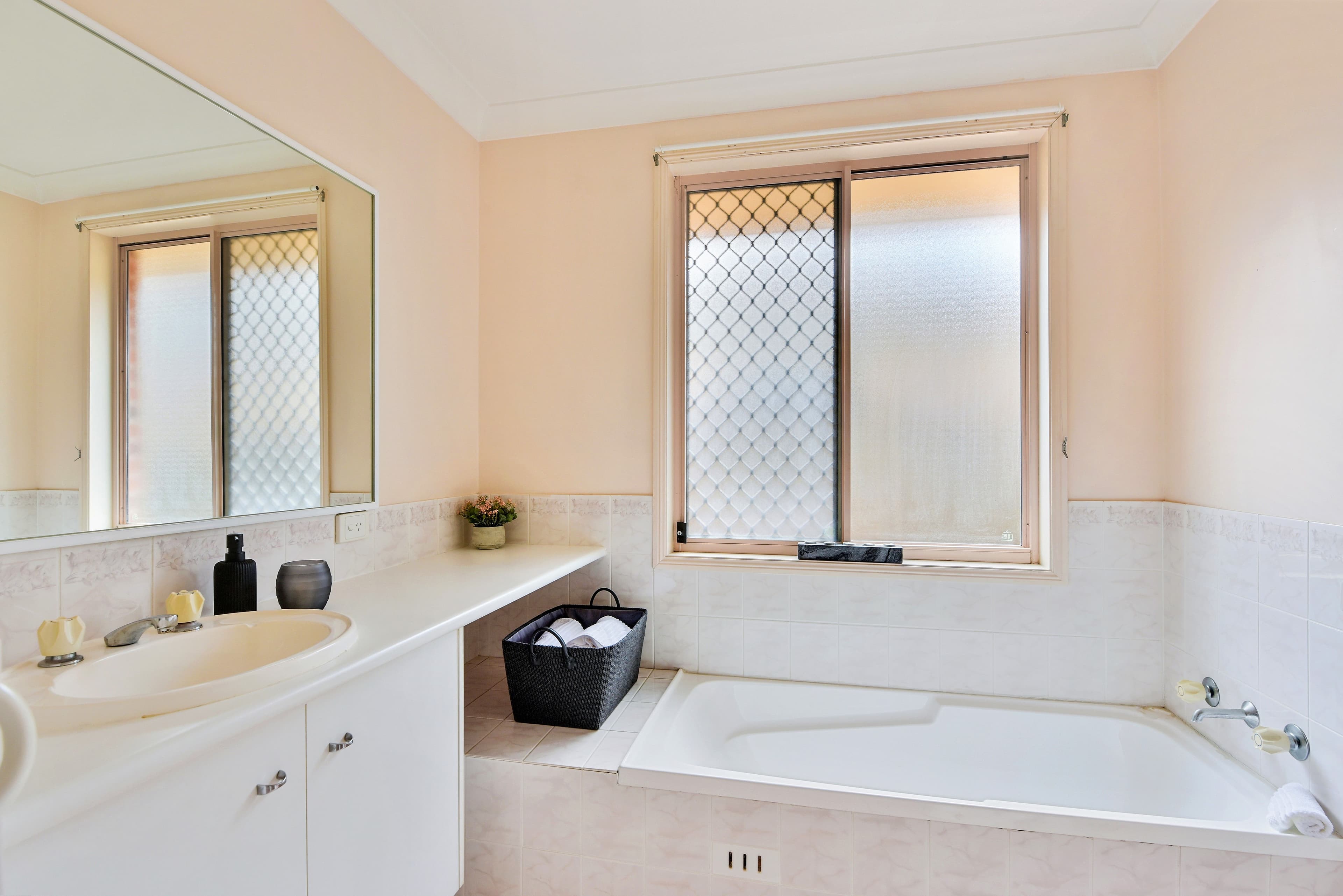 10 Macintyre Street, Bateau Bay - Thumbnail 7