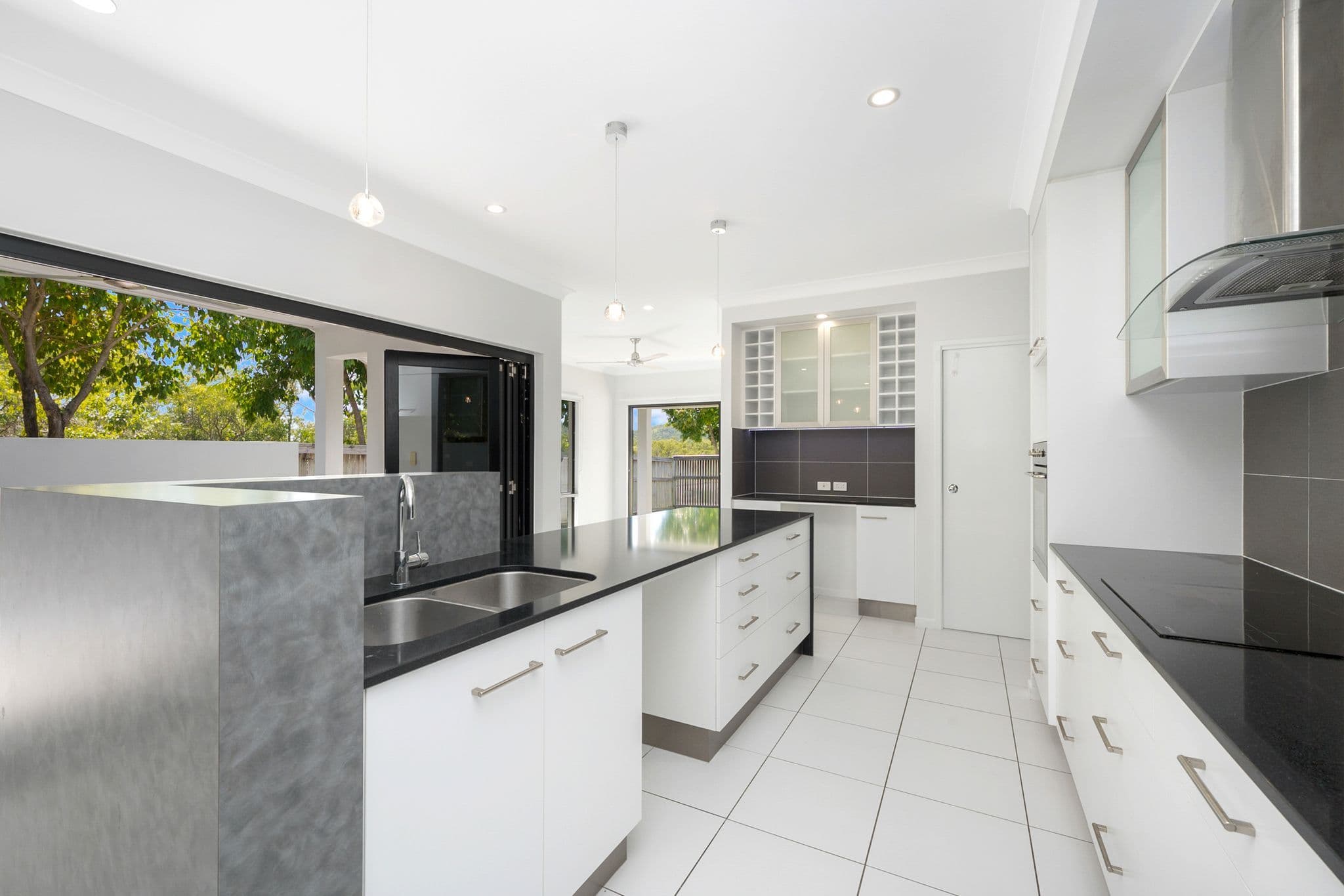21 Greater Ascot Avenue, Shaw QLD 4818, Shaw - Thumbnail 5
