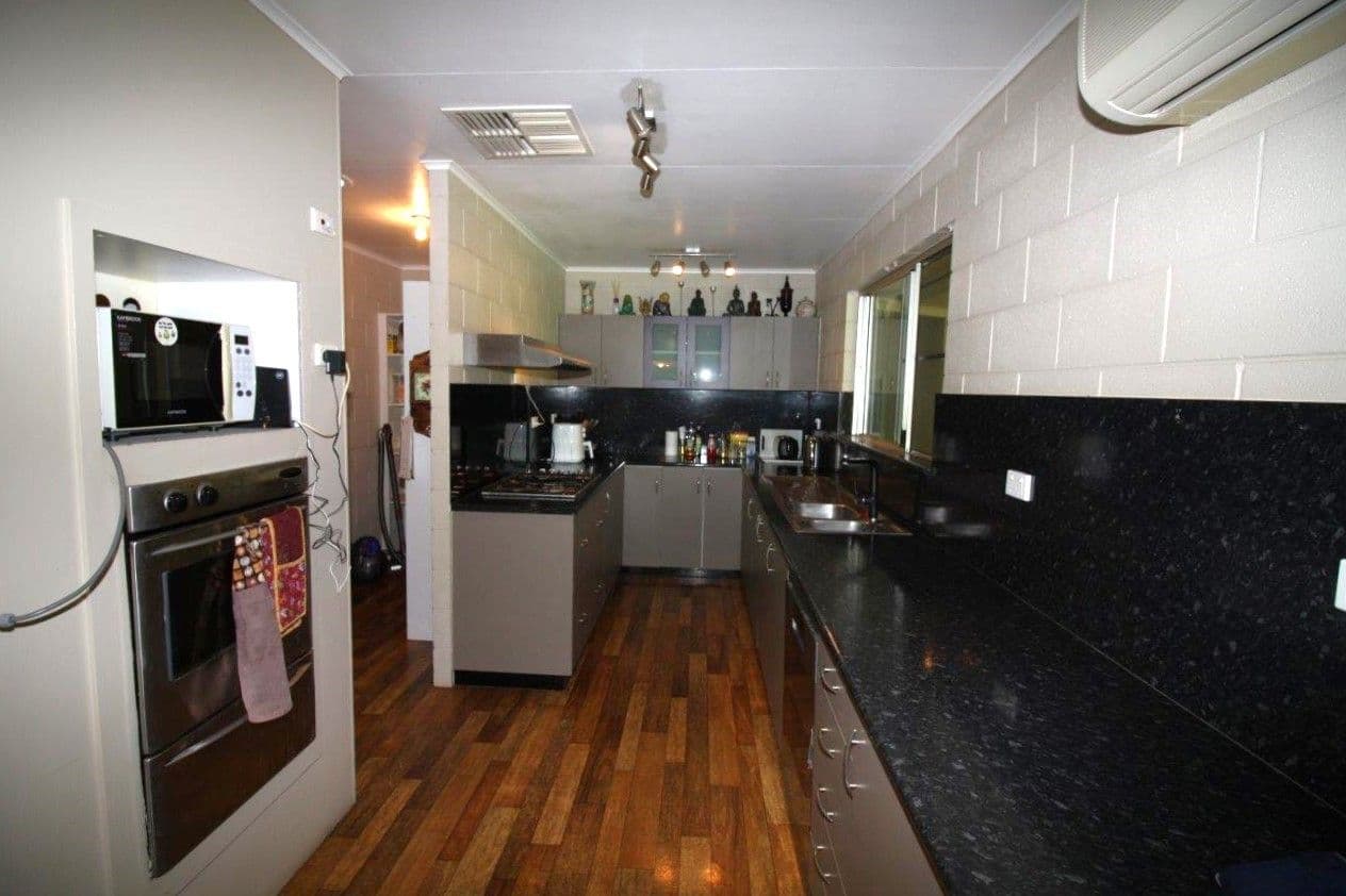 110 Old Dalrymple Road, Toll QLD 4820, Toll - Thumbnail 3