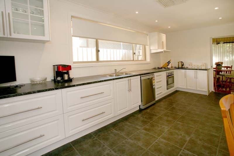 35 Borg Crescent, SCORESBY VIC 3179, Scoresby - Thumbnail 2