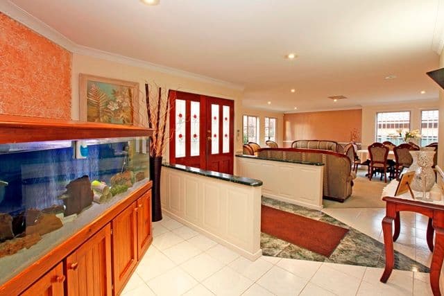213 Broadhurst Avenue, RESERVOIR VIC 3073, Reservoir - Thumbnail 8