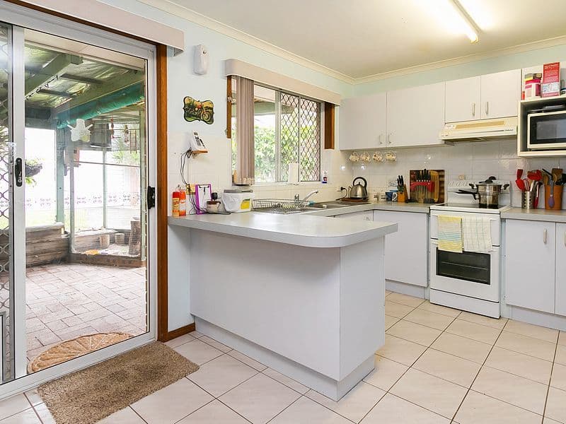 267 Boat Harbour Drive, Scarness QLD 4655, Scarness - Thumbnail 6