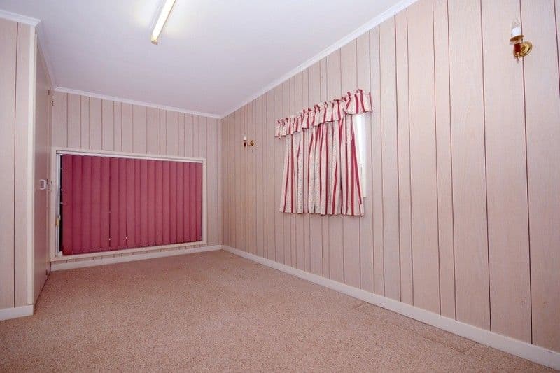 15 Regent Street, DARLING HEIGHTS QLD 4350, Darling Heights - Thumbnail 5