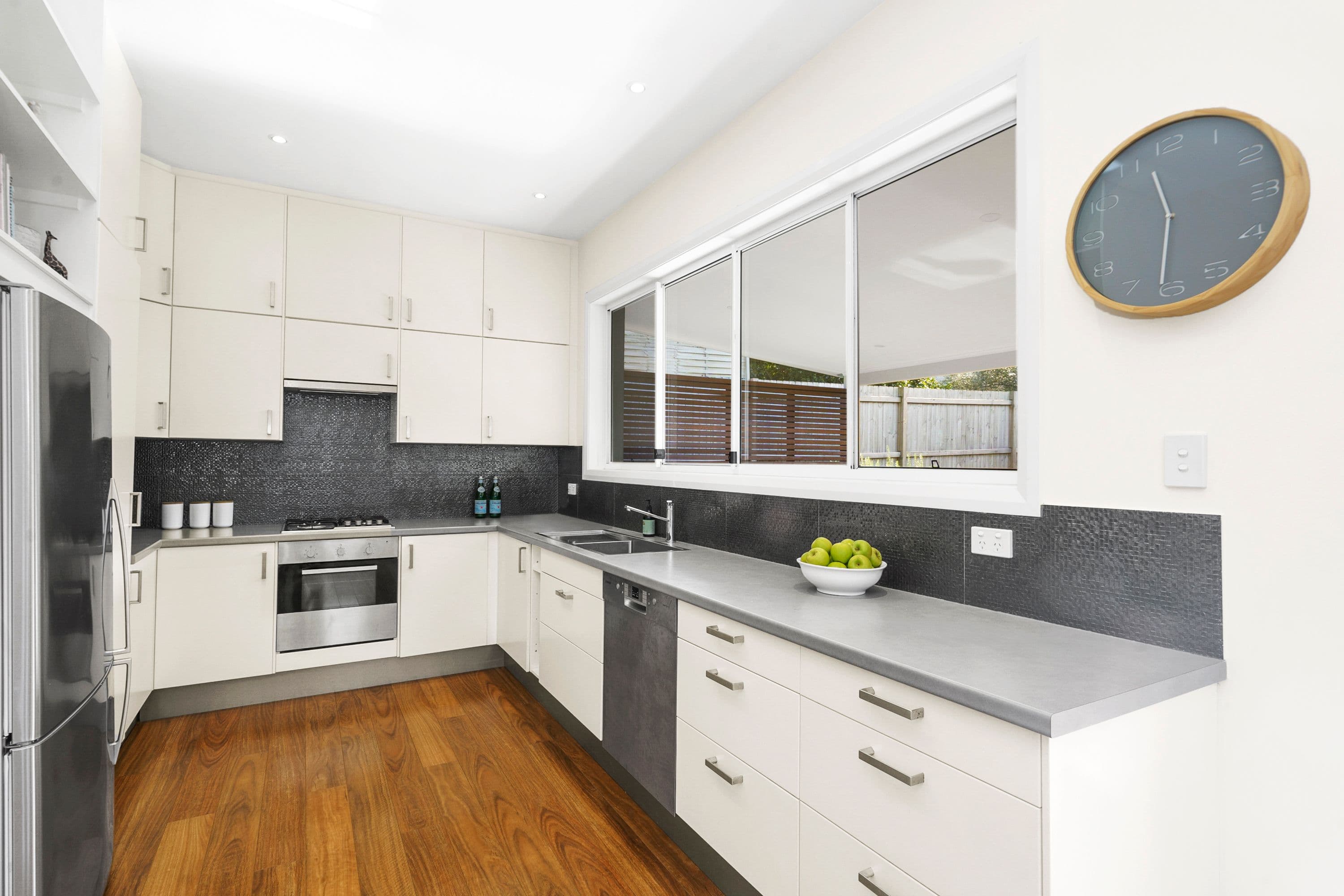 12 Fitzpatrick Avenue East, Frenchs Forest NSW 2086, Frenchs Forest - Thumbnail 2