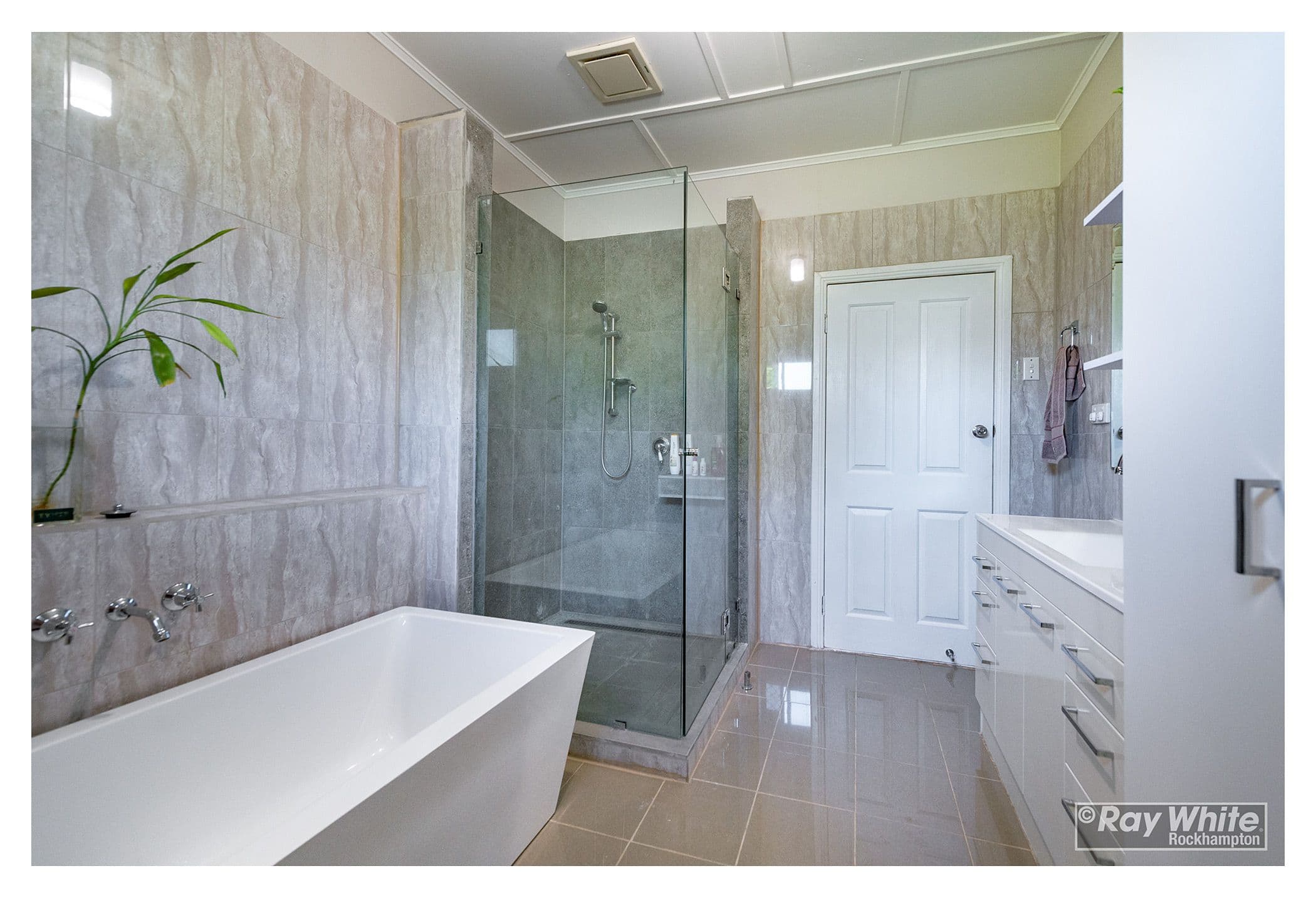 61 Canning Street, The Range QLD 4700, The Range - Thumbnail 3