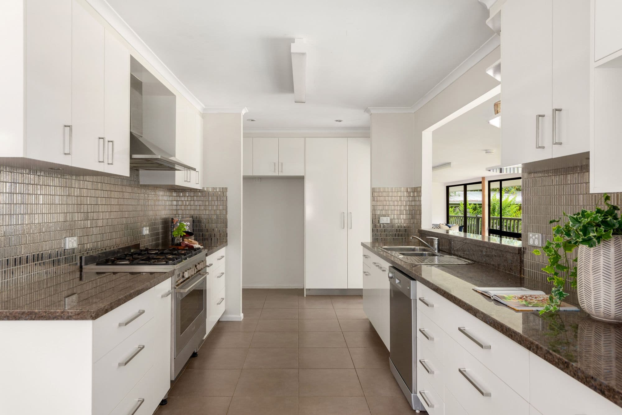 56 Warriewood Street, Chandler QLD 4155, Chandler - Thumbnail 3