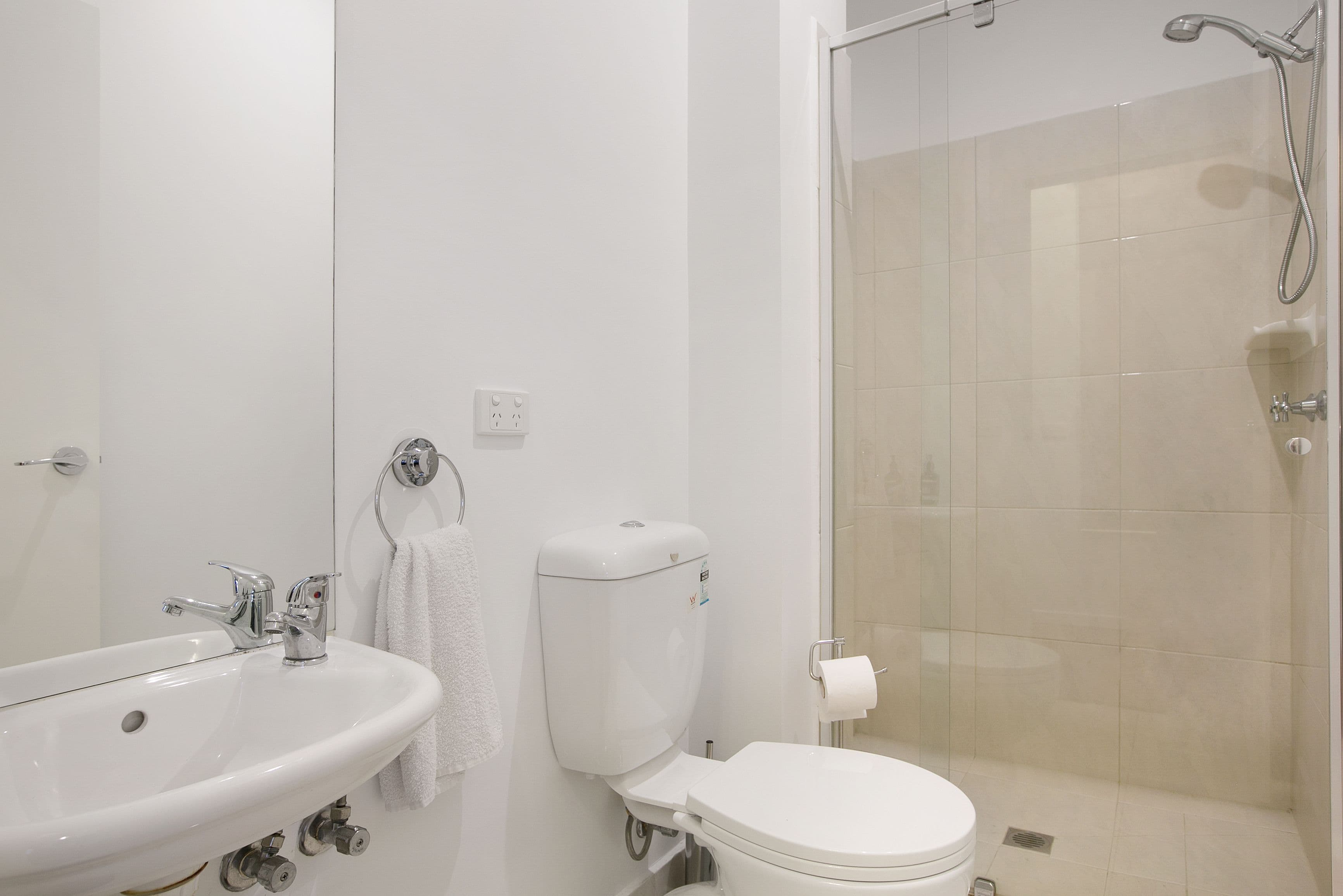 167 Spring Street, Reservoir VIC 3073, Reservoir - Thumbnail 8