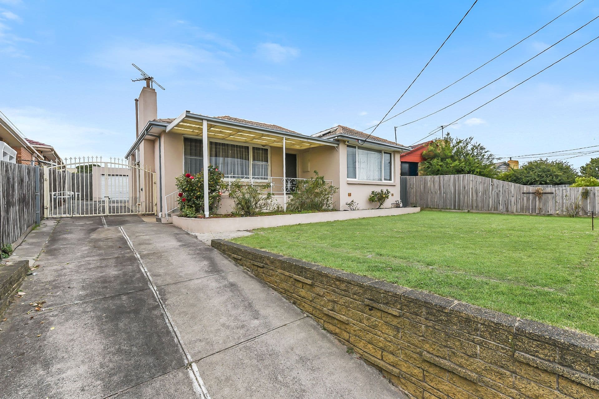 17 Emerald Drive, Springvale VIC 3171, Springvale - Thumbnail 2