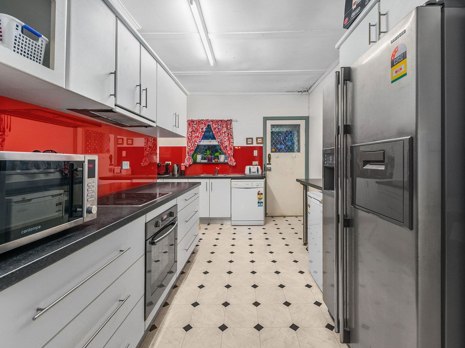 61 Shamrock Street, Gordon Park QLD 4031, Gordon Park - Thumbnail 2