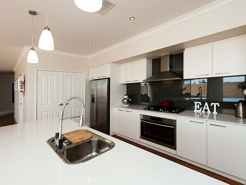 4 Hillsborough Avenue, Baldivis WA 6171, Baldivis - Thumbnail 3