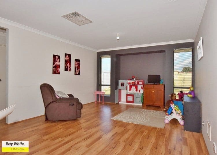 226 Charlottes Vista, Ellenbrook WA 6069, Ellenbrook - Thumbnail 3