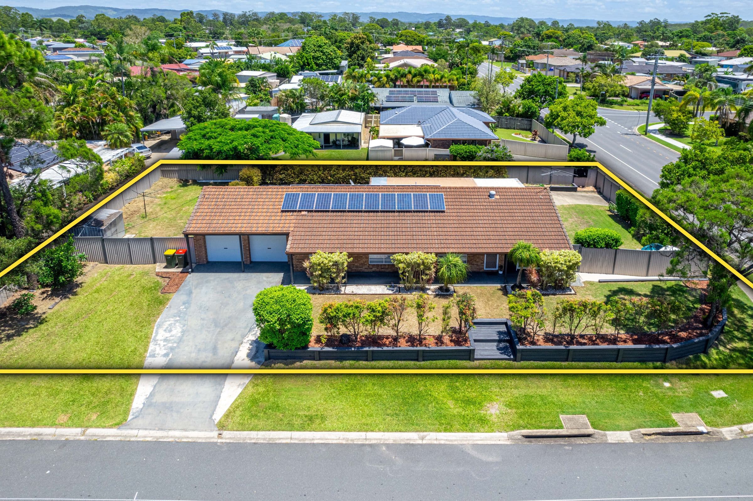72 Henderson Road, Burpengary QLD 4505, Burpengary - Thumbnail 2