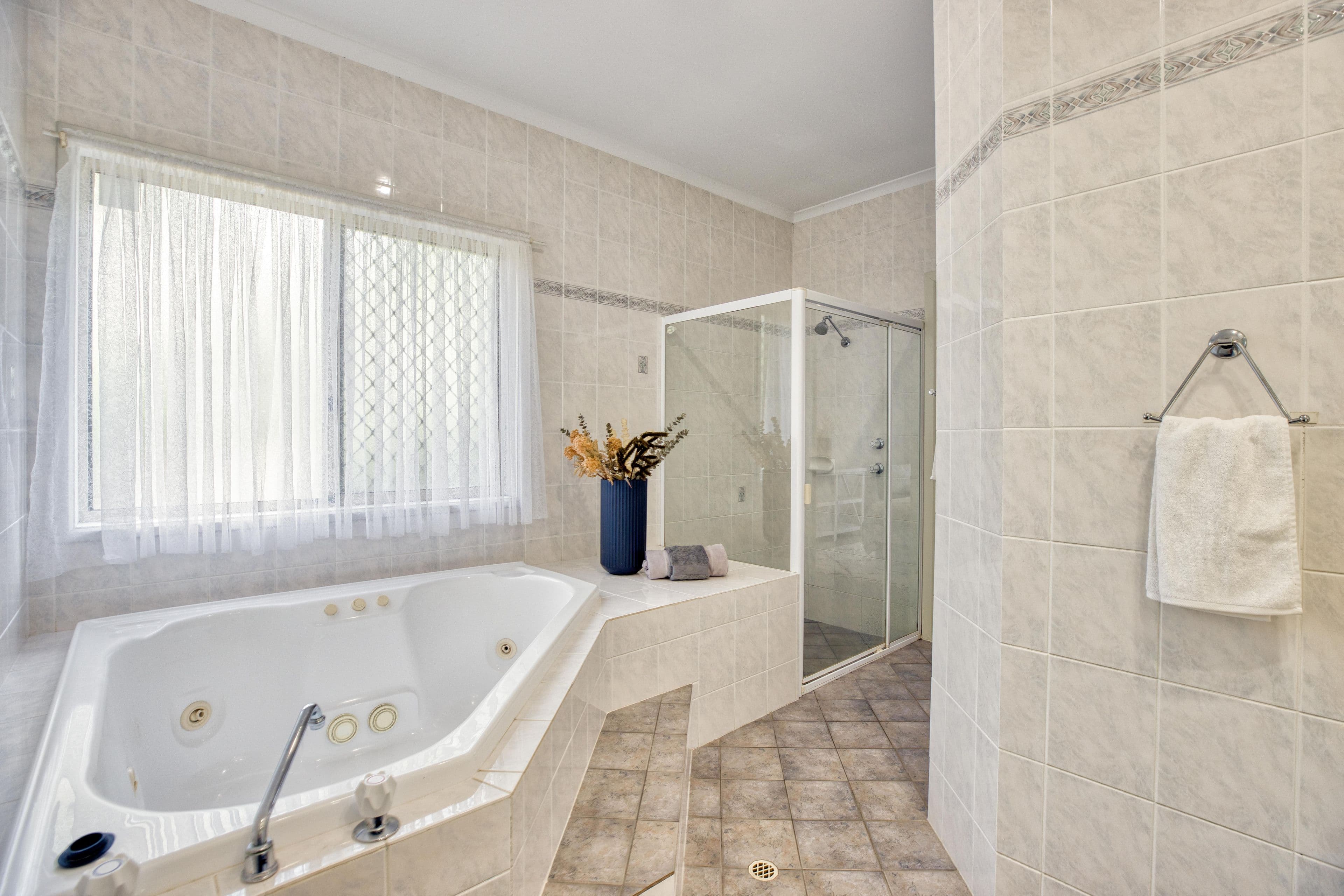 2 Featherstone Circuit, Greenwith SA 5125, Greenwith - Thumbnail 7