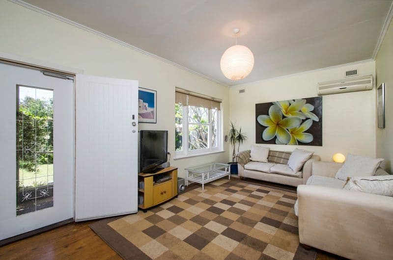 17 Leane Avenue, GLENELG NORTH SA 5045, Glenelg North - Thumbnail 3