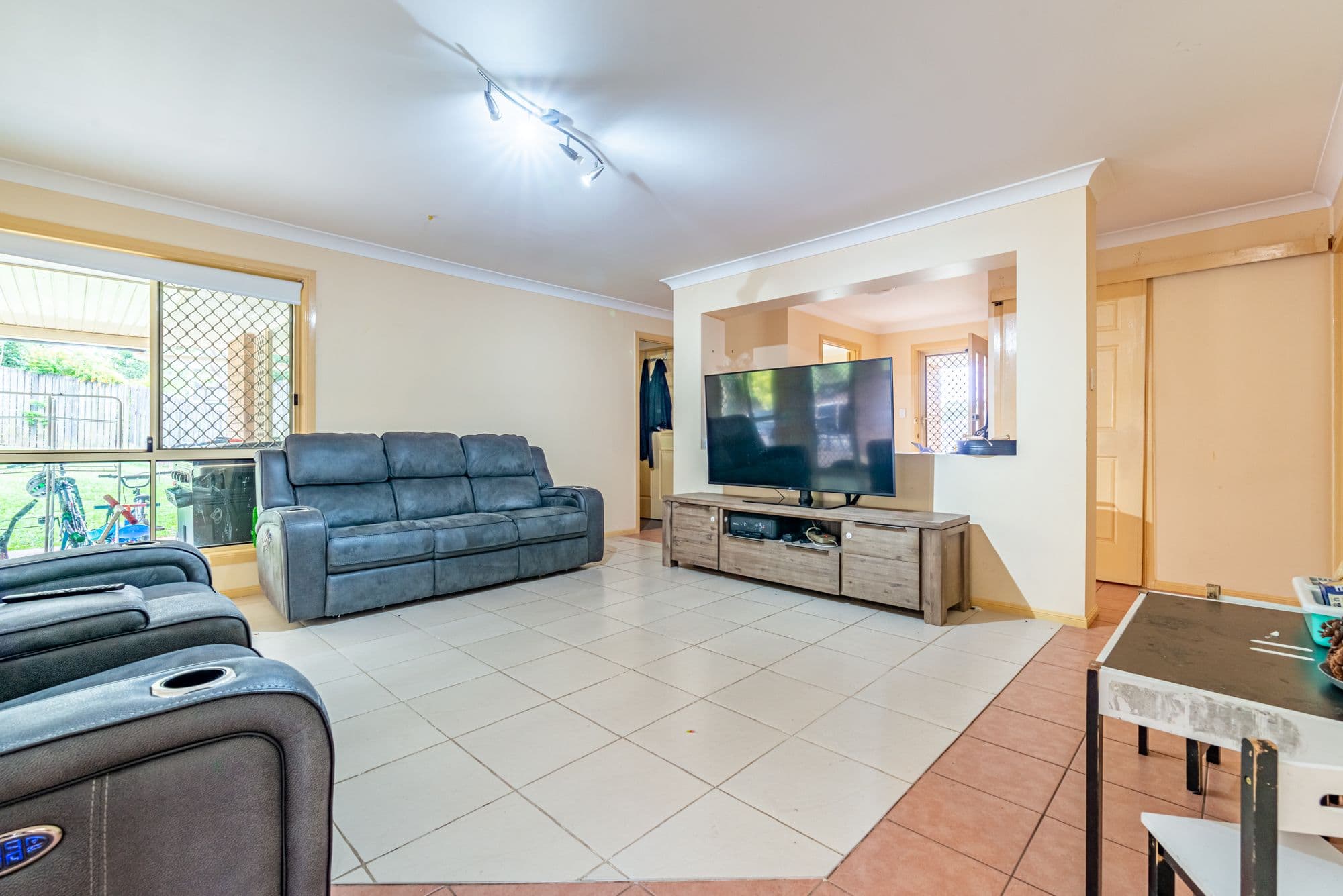 16 Emperor Court, Kallangur QLD 4503, Kallangur - Thumbnail 5